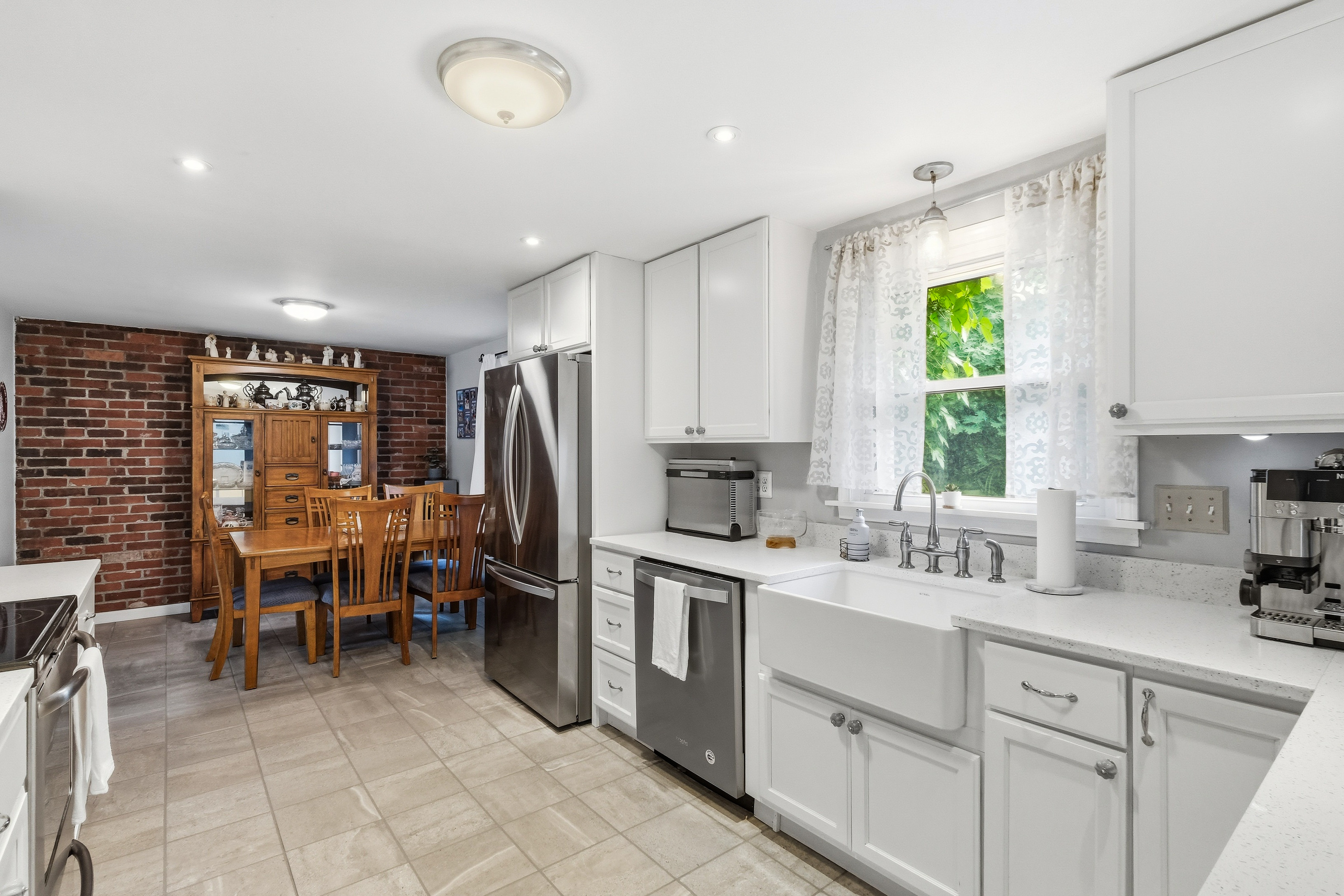  800 Hillaire Drive, Pittsburgh, PA 15243 - 物件實景