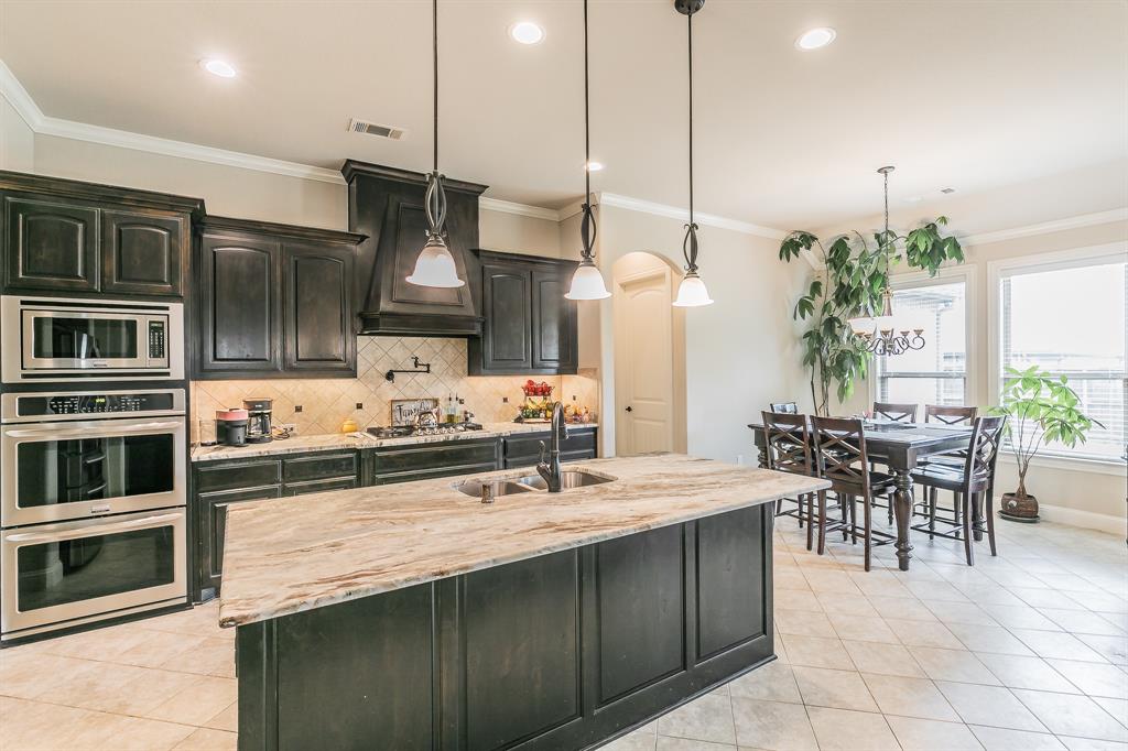 Mansfield, Texas, 76063, United States, 4 Bedrooms Bedrooms, ,3 BathroomsBathrooms,Residential,For Sale,1943219