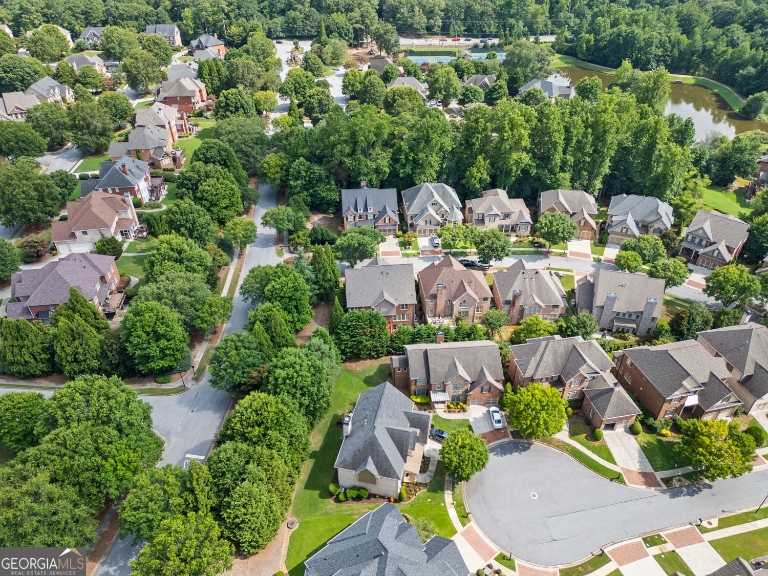 Snellville, Georgia, 30078, United States, 4 Bedrooms Bedrooms, ,5 BathroomsBathrooms,Residential,For Sale,1992513
