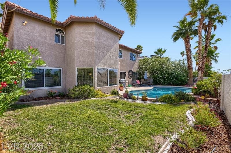 Henderson, Nevada, 89074, United States, 5 Bedrooms Bedrooms, ,2 BathroomsBathrooms,Residential,For Sale,2048039