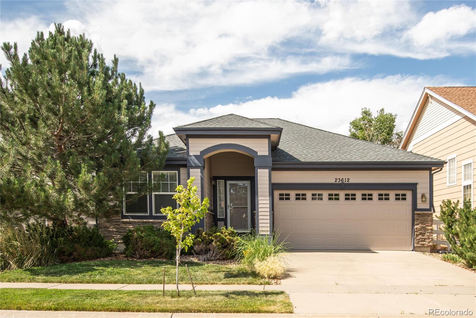 Aurora, Colorado, 80018, United States, 3 Bedrooms Bedrooms, ,3 BathroomsBathrooms,Residential,For Sale,1948994