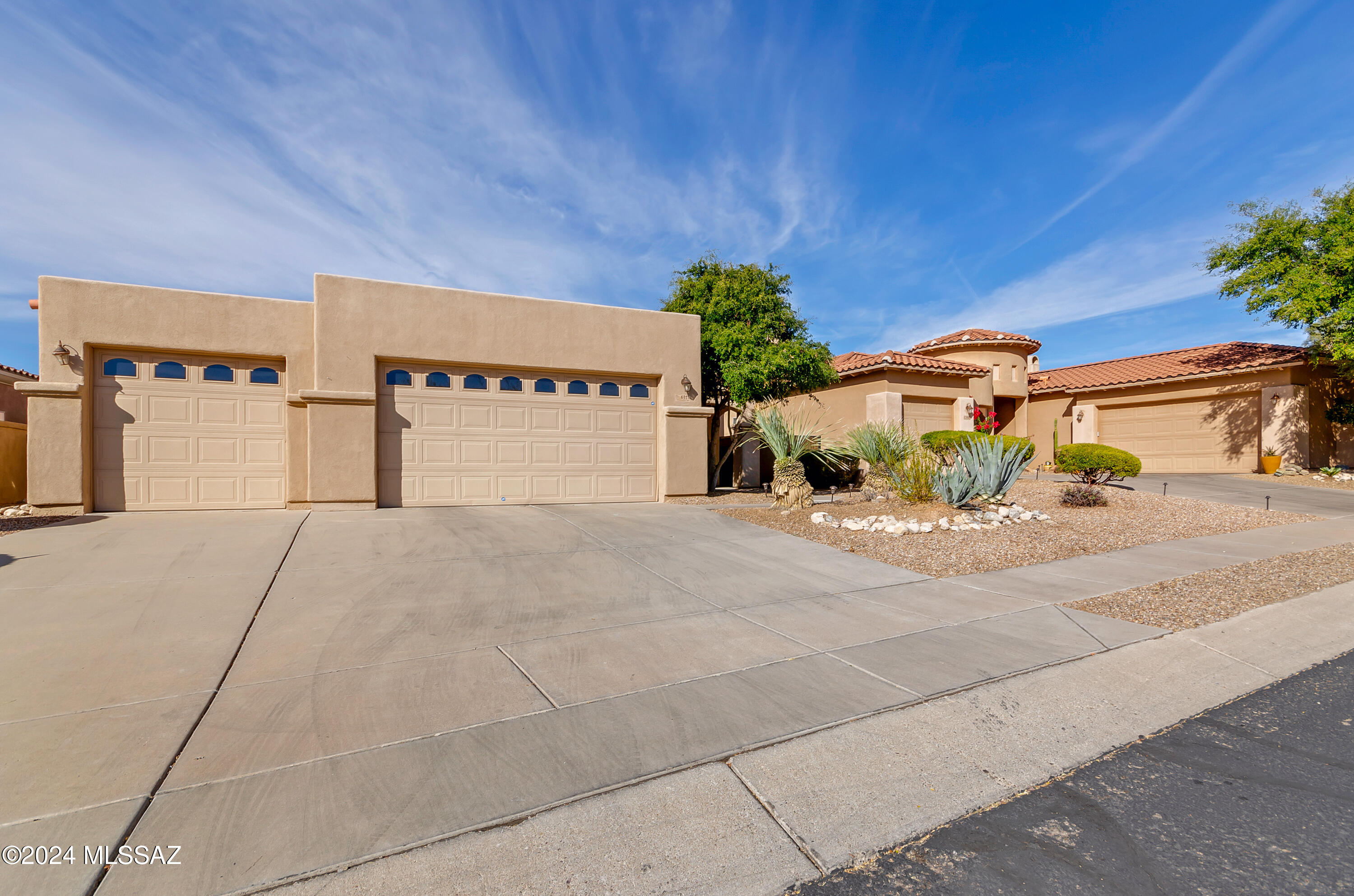 Tucson, Arizona, 85718, United States, 3 Bedrooms Bedrooms, ,2 BathroomsBathrooms,Residential,For Sale,1847583