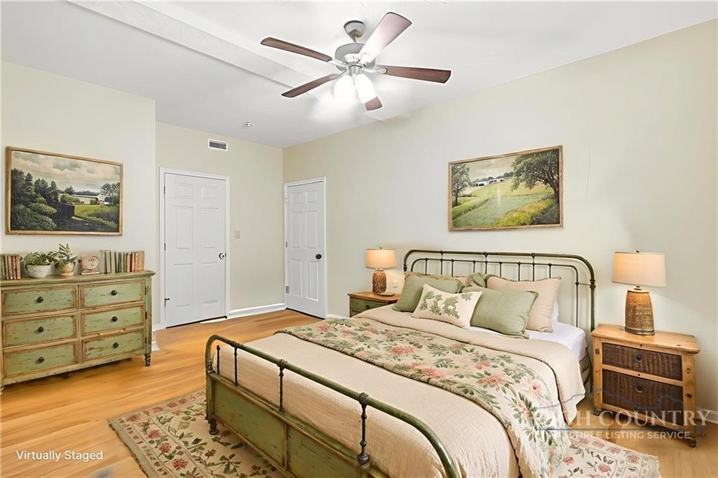 Banner Elk, North Carolina, 28604, United States, 4 Bedrooms Bedrooms, ,5 BathroomsBathrooms,Residential,For Sale,2020475