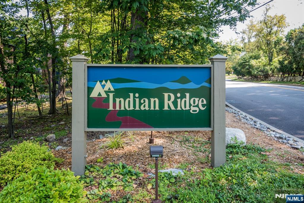 Mahwah, New Jersey, 07430, United States, 2 Bedrooms Bedrooms, ,2 BathroomsBathrooms,Residential,For Sale,1906473