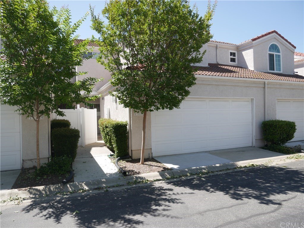 Chino Hills, California, 91709, United States, 2 Bedrooms Bedrooms, ,3 BathroomsBathrooms,Residential,For Sale,1976216