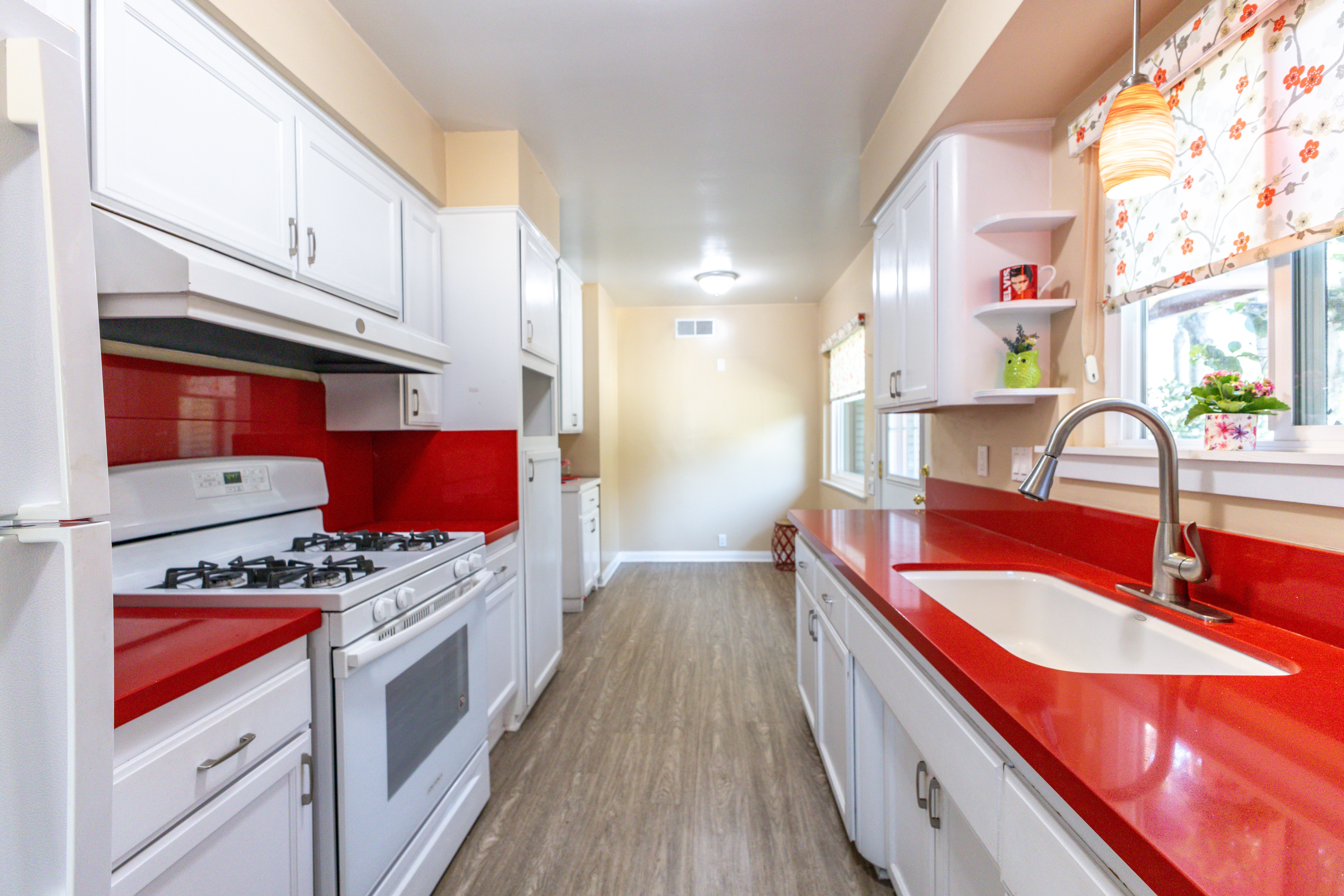  2391 El Molino Ave - 物件實景