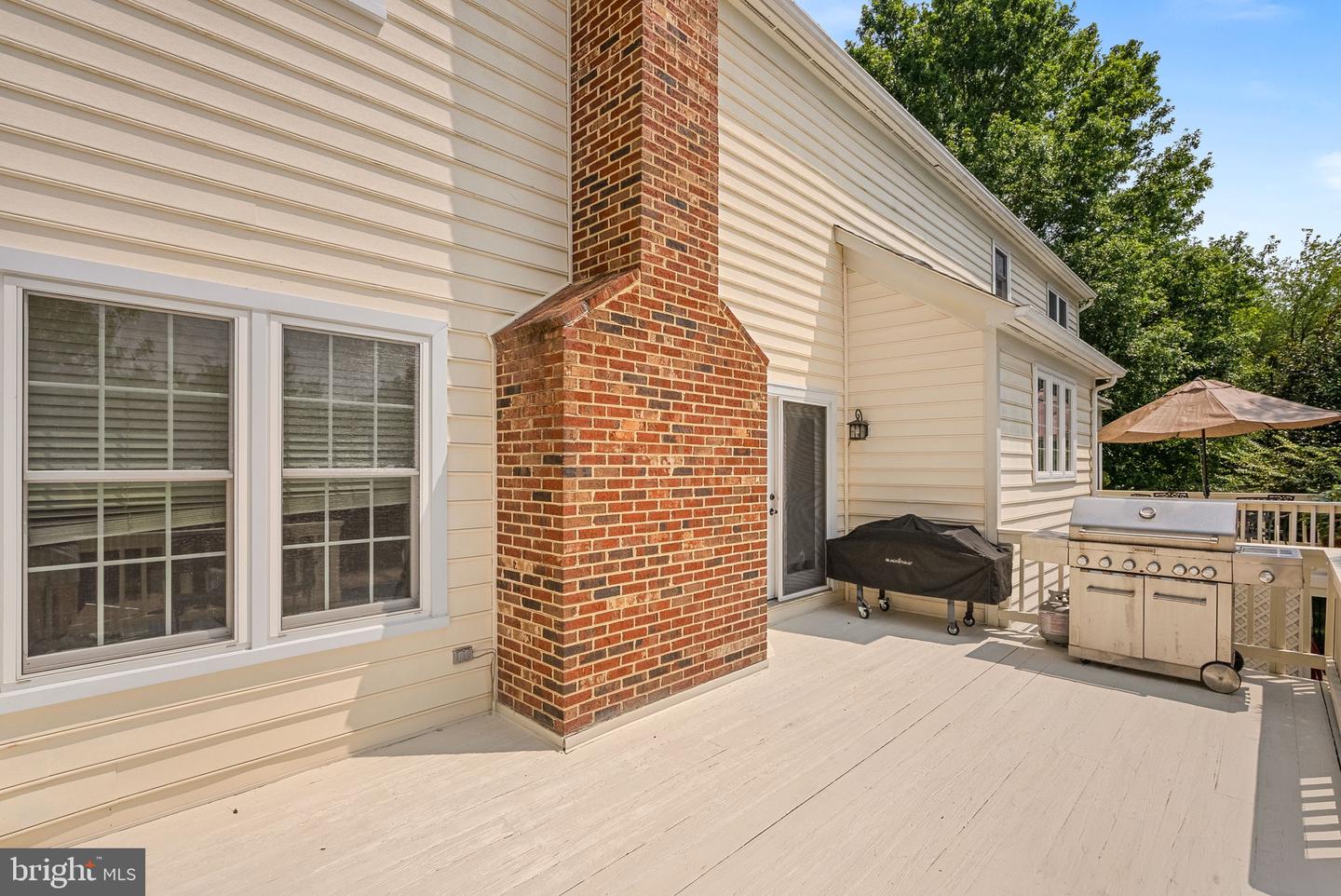 Waterford, Virginia, 20197, United States, 5 Bedrooms Bedrooms, ,4 BathroomsBathrooms,Residential,For Sale,1940957