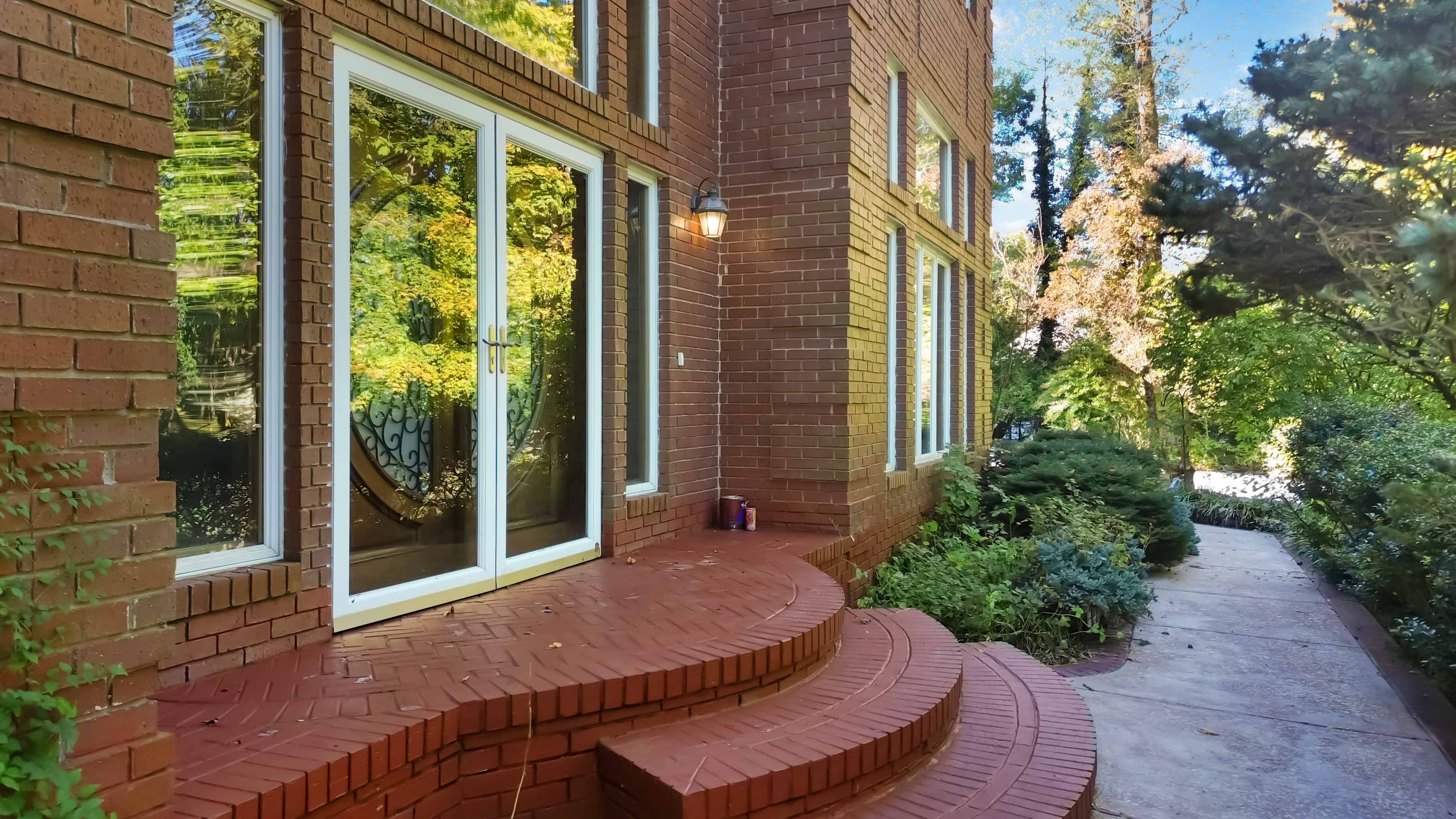 Somerset, Kentucky, 42501, United States, 4 Bedrooms Bedrooms, ,3 BathroomsBathrooms,Residential,For Sale,1980491