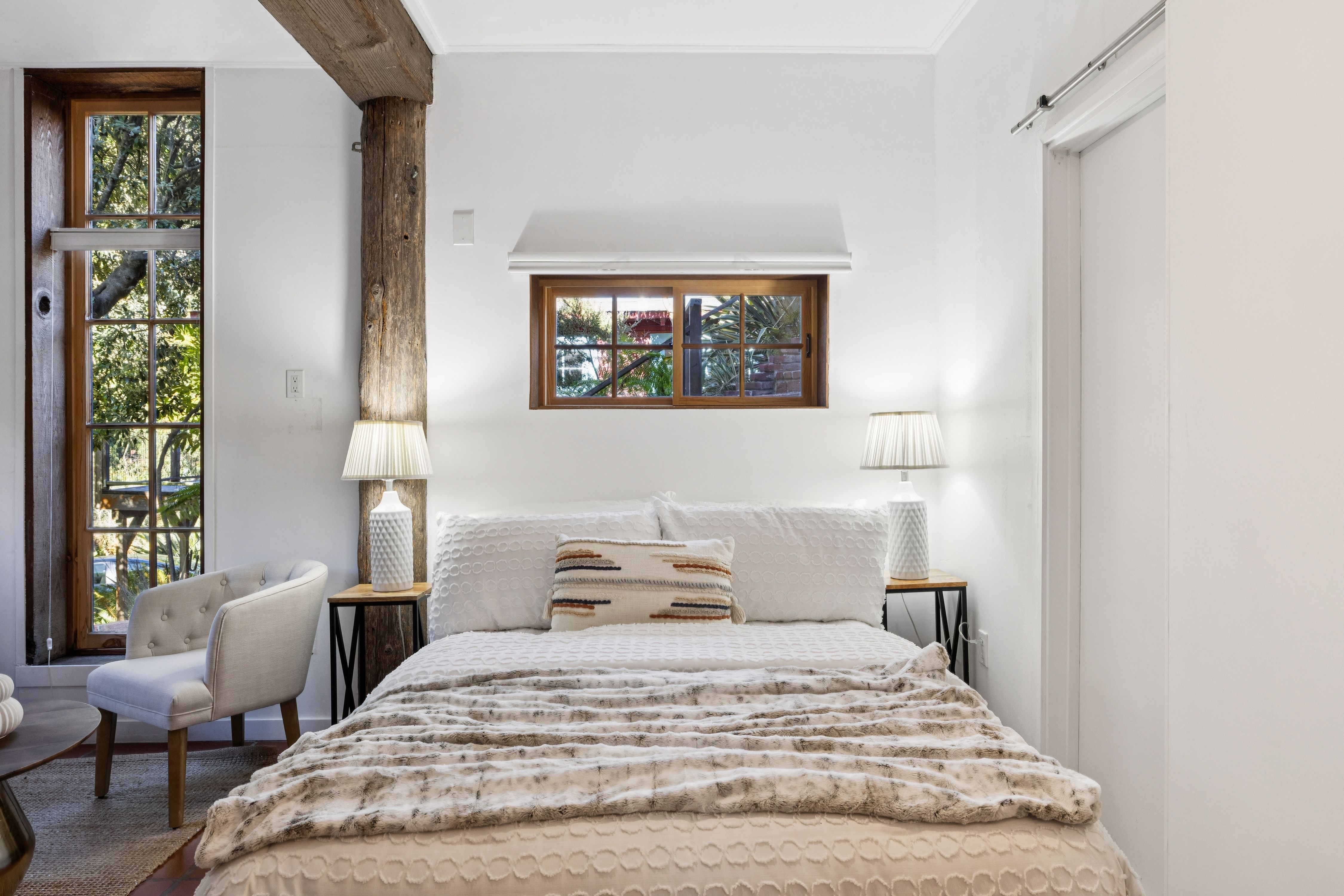  Artisan-Built Beach House - 物件實景