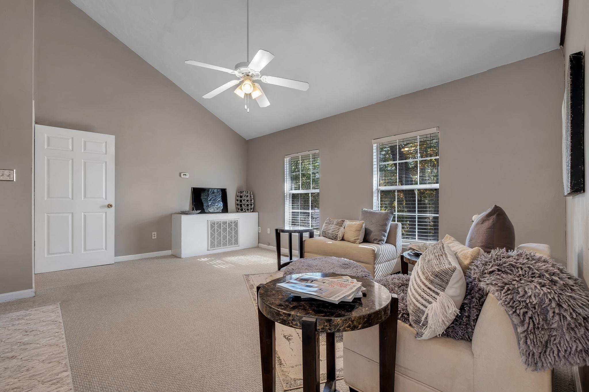 Tallahassee, Florida, 32309, United States, 4 Bedrooms Bedrooms, ,5 BathroomsBathrooms,Residential,For Sale,1992062