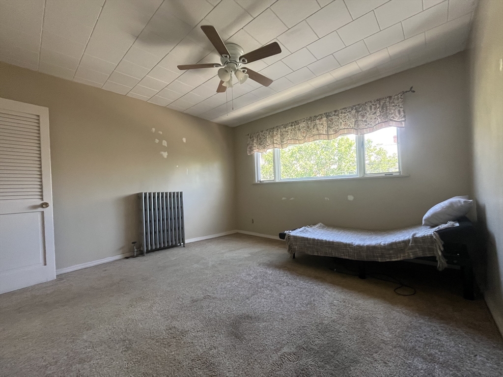Everett, Massachusetts, 02149, United States, 3 Bedrooms Bedrooms, ,3 BathroomsBathrooms,Residential,For Sale,1923933