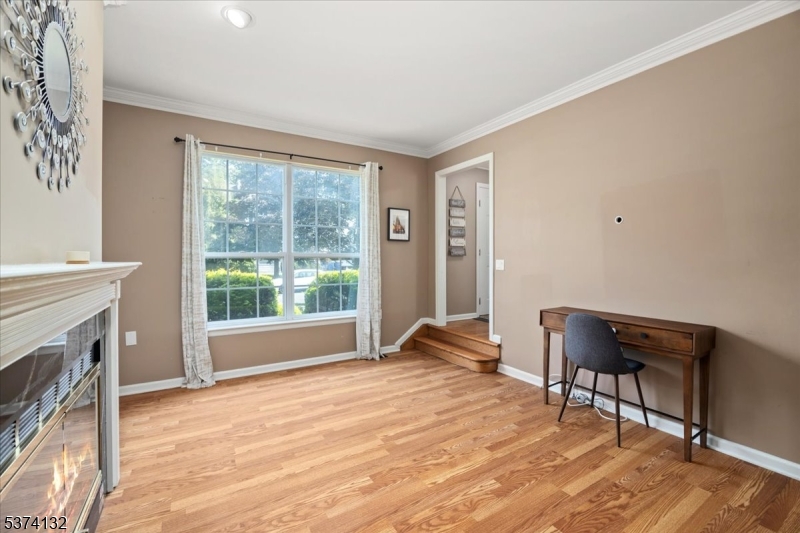 Branchburg Twp., New Jersey, 08876, United States, 3 Bedrooms Bedrooms, ,3 BathroomsBathrooms,Residential,For Sale,1903879