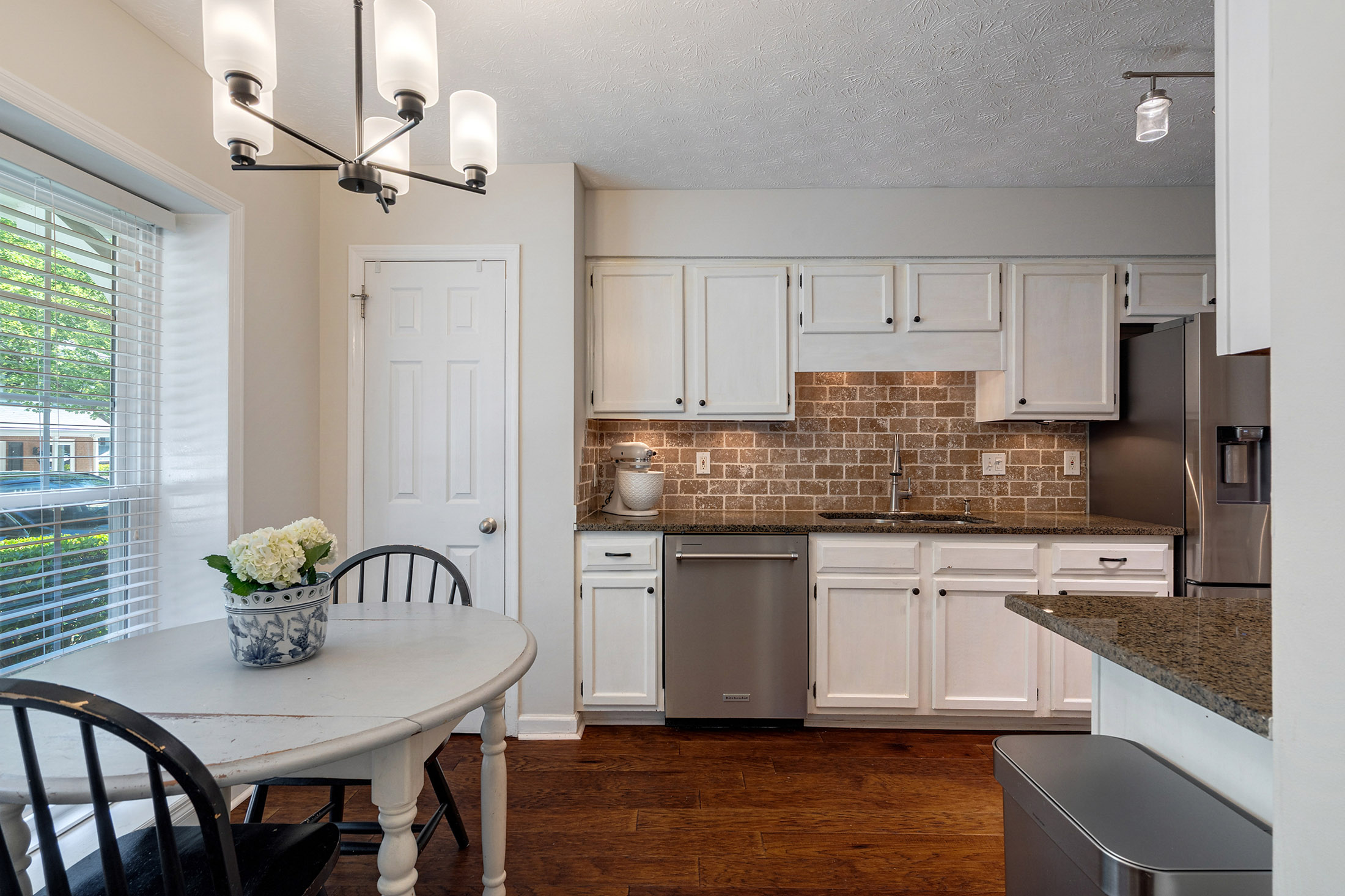  Beautifully Updated Townhome Near Historic Roswell - 物件實景