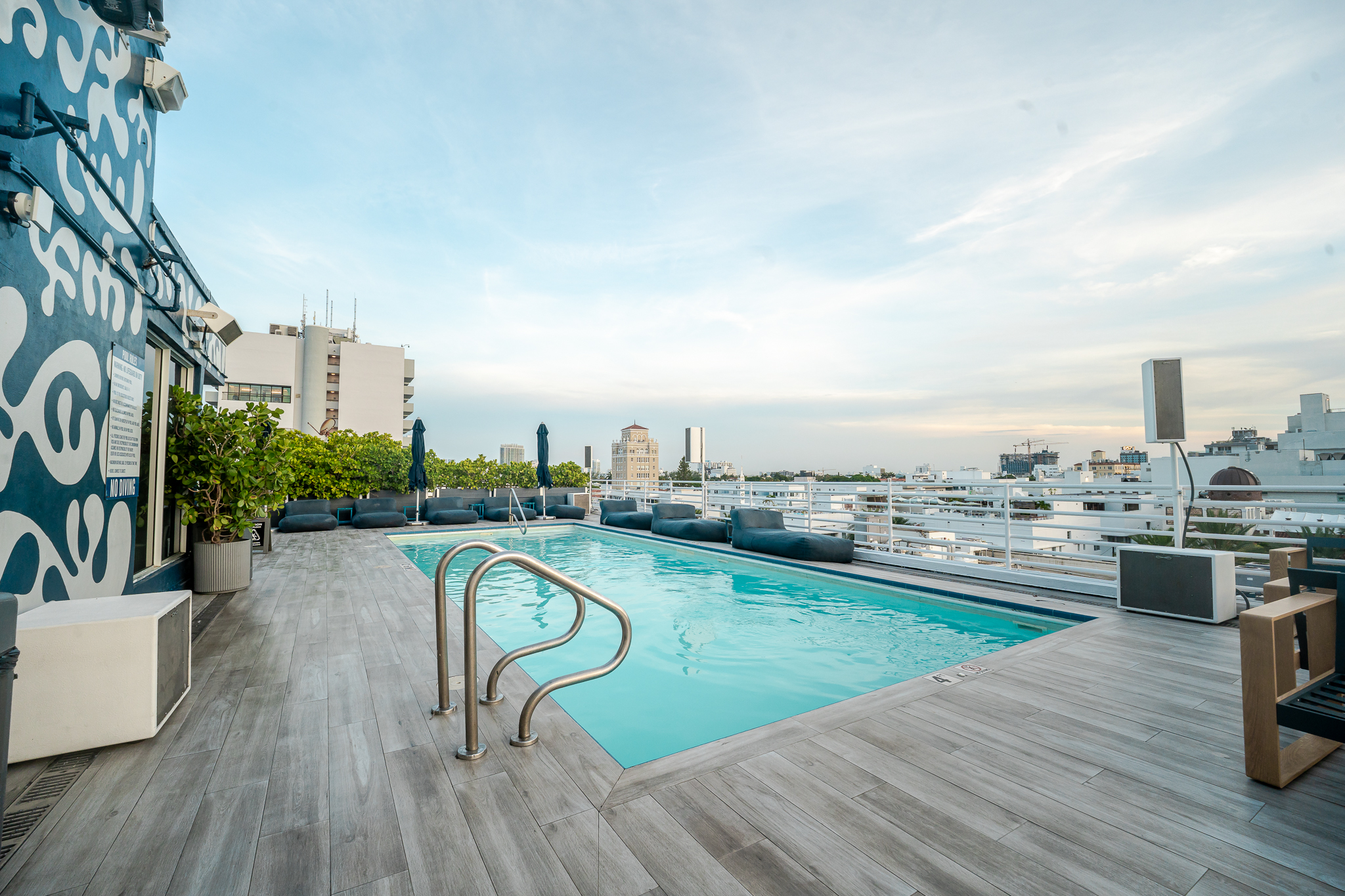  1060 Ocean Dr, Miami Beach, FL, 33139 - 物件實景