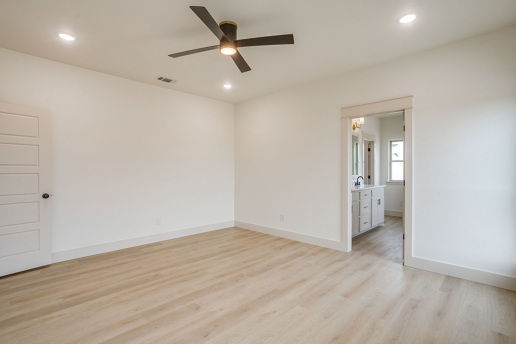  320 Rita Ridge Court, Millsap, TX, 76066 - 物件實景