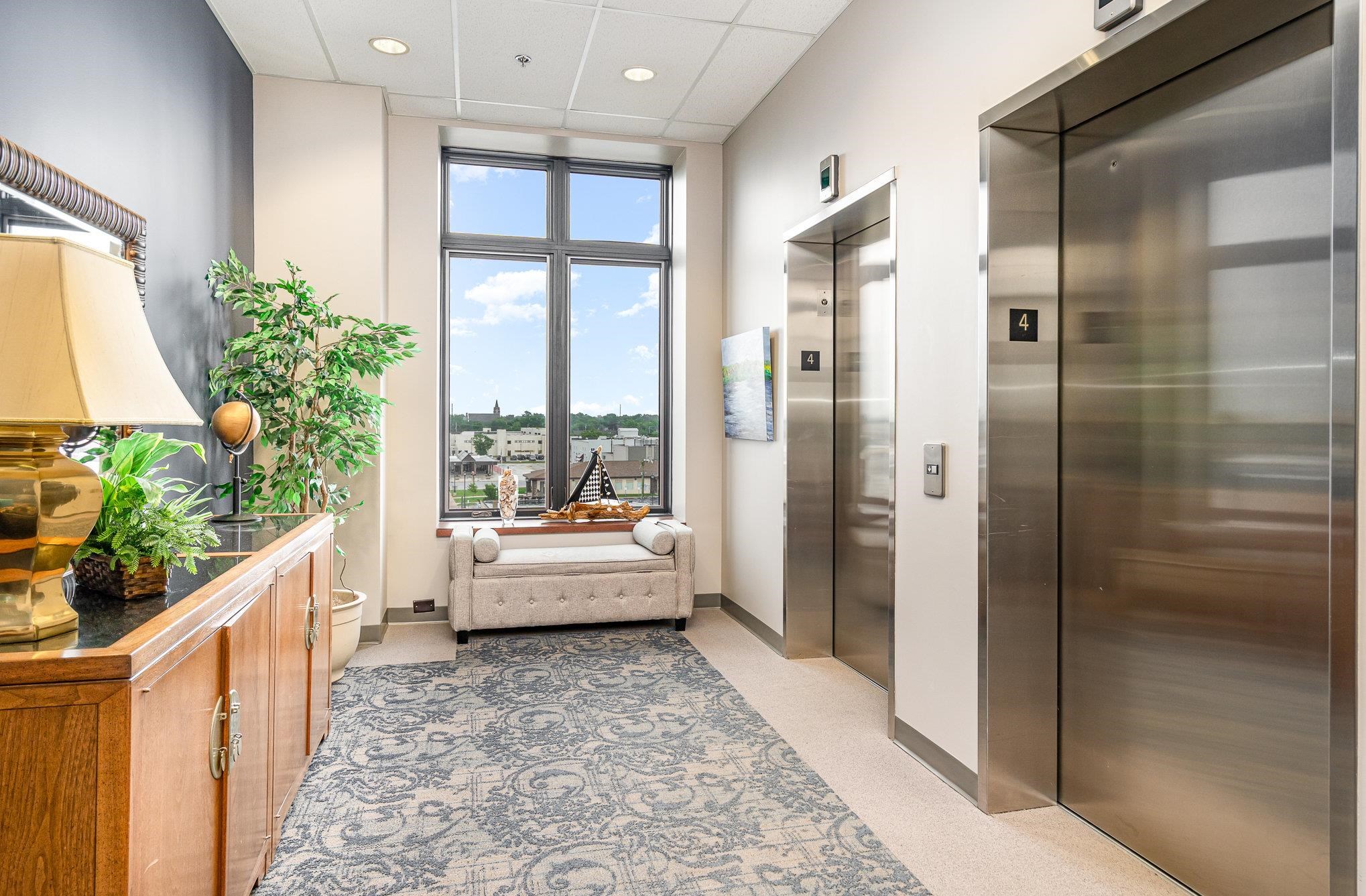 Bay City, Michigan, 48707, United States, 4 Bedrooms Bedrooms, ,5 BathroomsBathrooms,Residential,For Sale,2005481