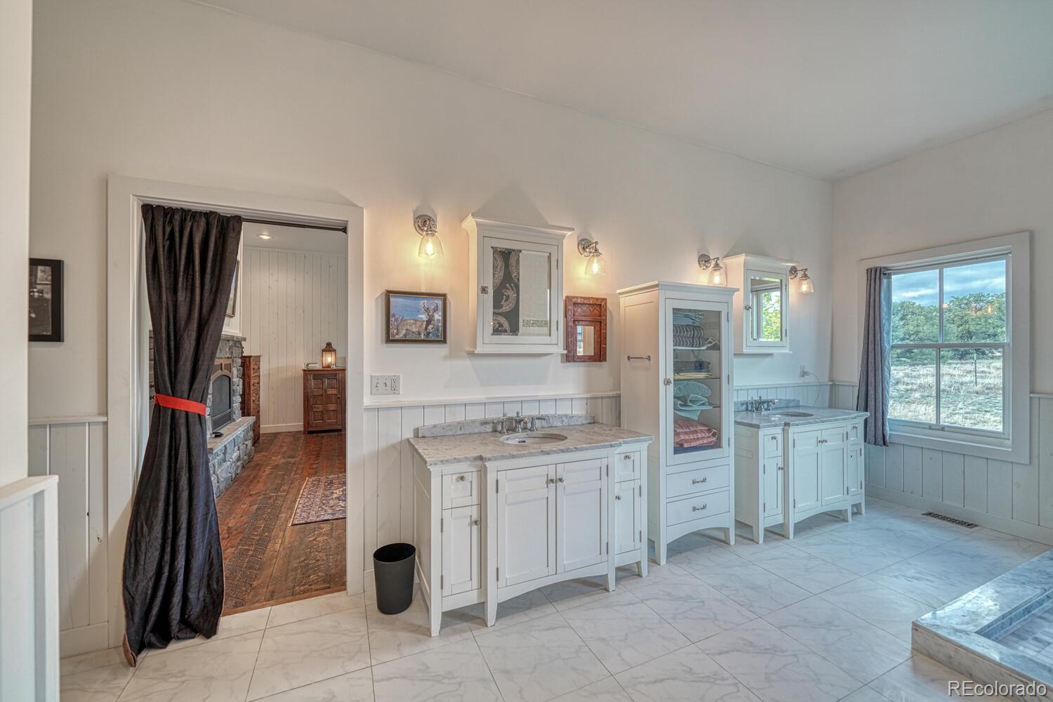 Salida, Colorado, 81201, United States, 3 Bedrooms Bedrooms, ,2 BathroomsBathrooms,Residential,For Sale,1974135