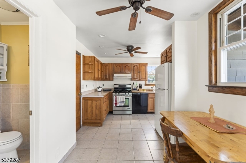 Elizabeth City, New Jersey, 07208-1601, United States, 5 Bedrooms Bedrooms, ,3 BathroomsBathrooms,Residential,For Sale,1921701