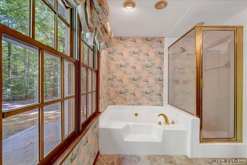 Clarksville, Virginia, 23927, United States, 3 Bedrooms Bedrooms, ,2 BathroomsBathrooms,Residential,For Sale,1805188