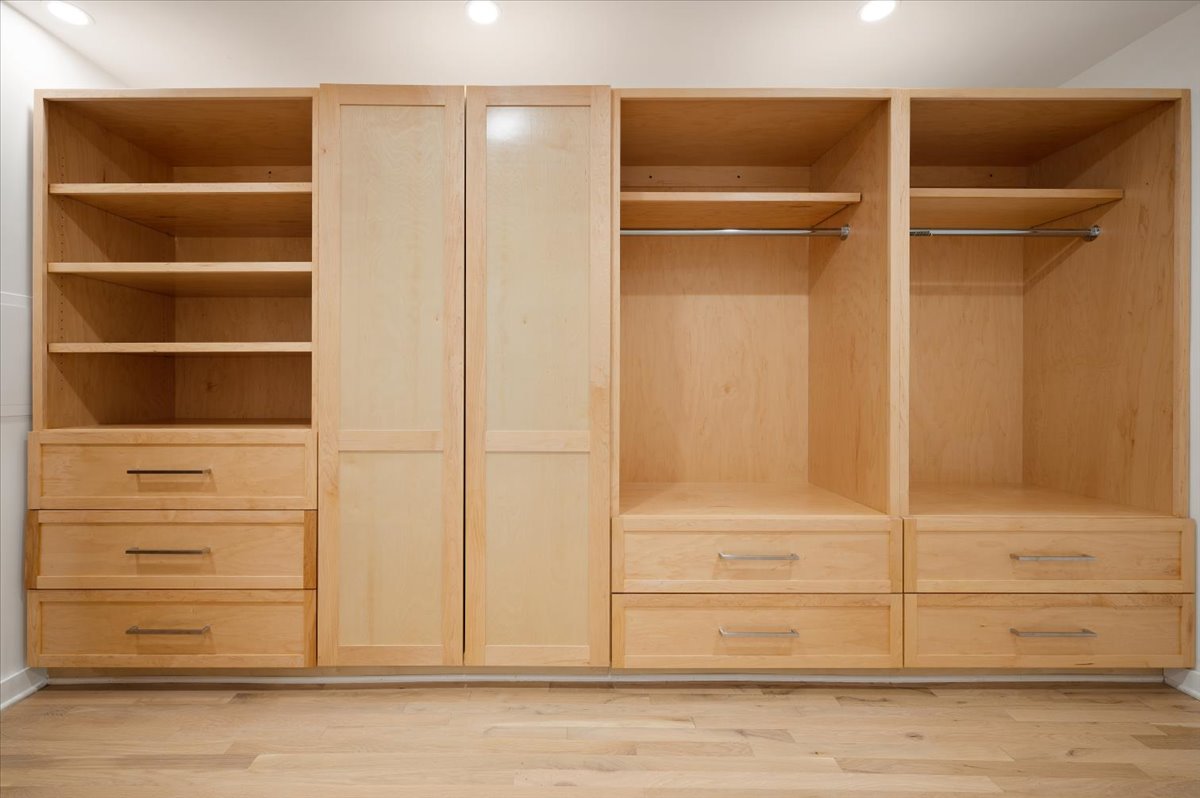 Bernardsville, New Jersey, 07924, United States, 5 Bedrooms Bedrooms, ,6 BathroomsBathrooms,Residential,For Sale,1981424