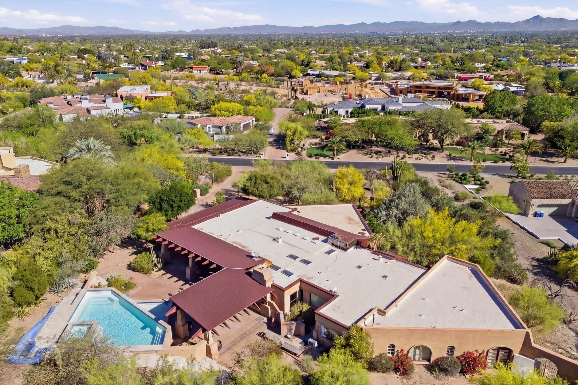  6511 E Hummingbird Lane  Scottsdale, AZ - 物件實景