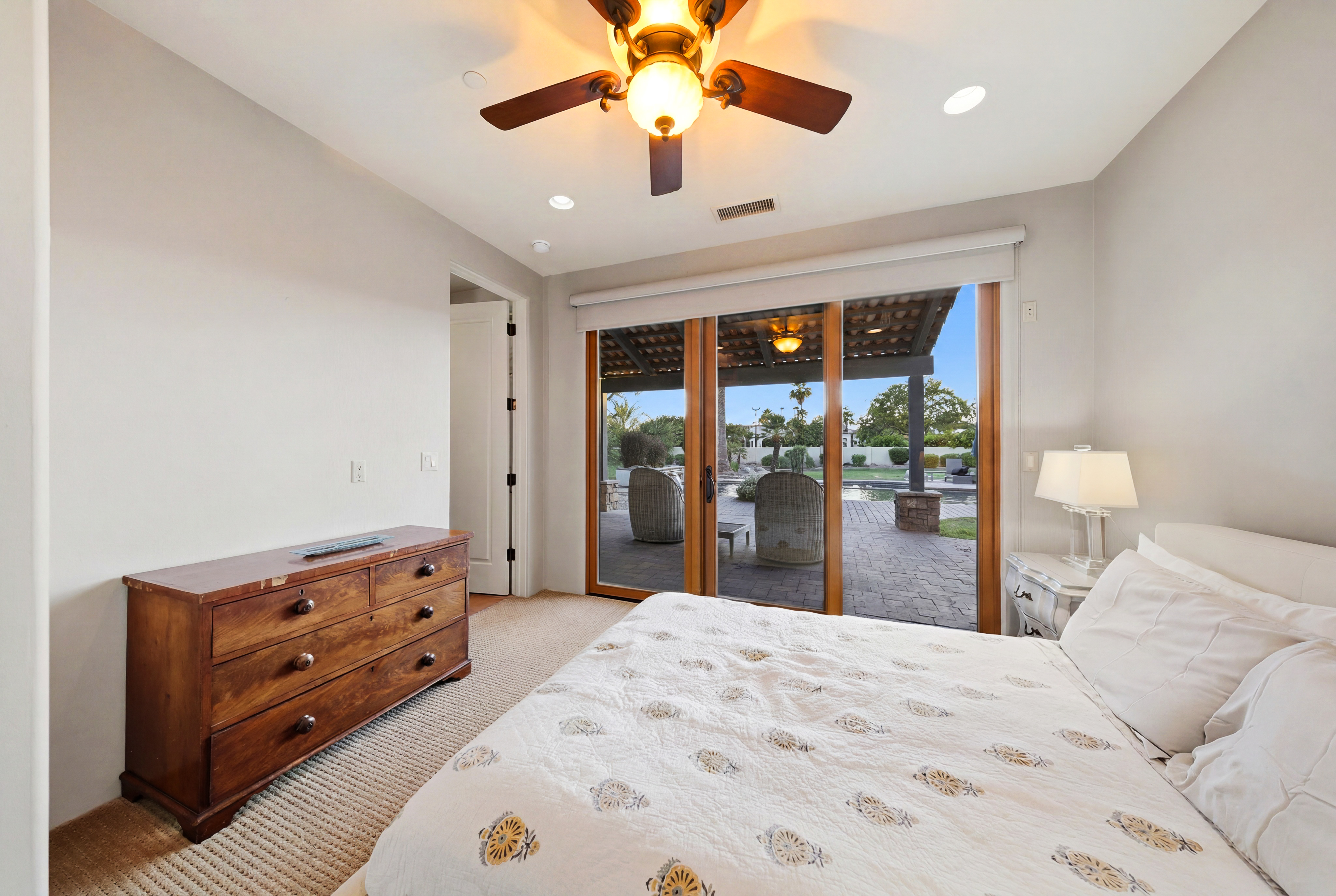  7035 E Berneil Drive  Paradise Valley, AZ - 物件實景