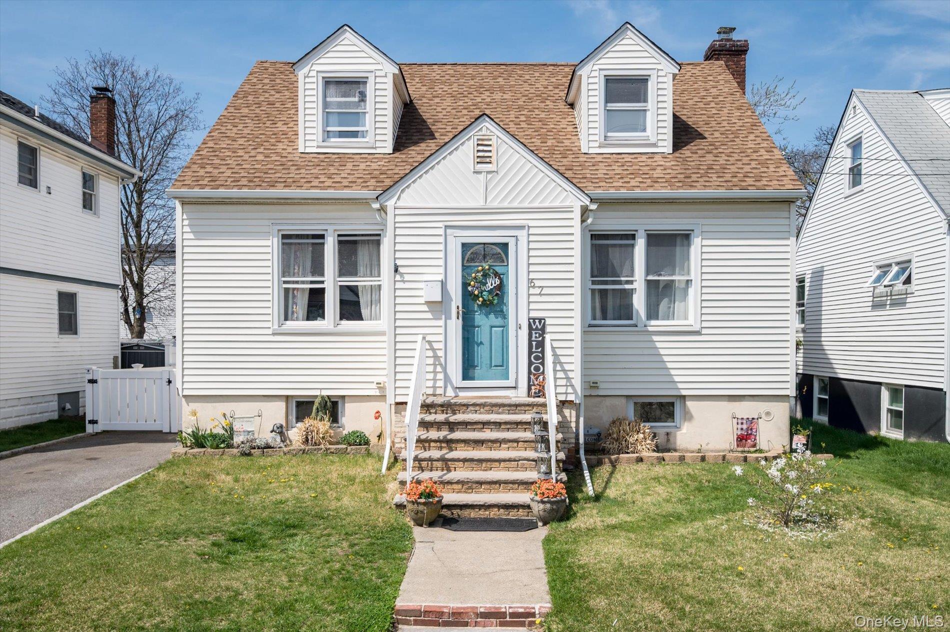 Waldo Ave, East Rockaway, NY 11518