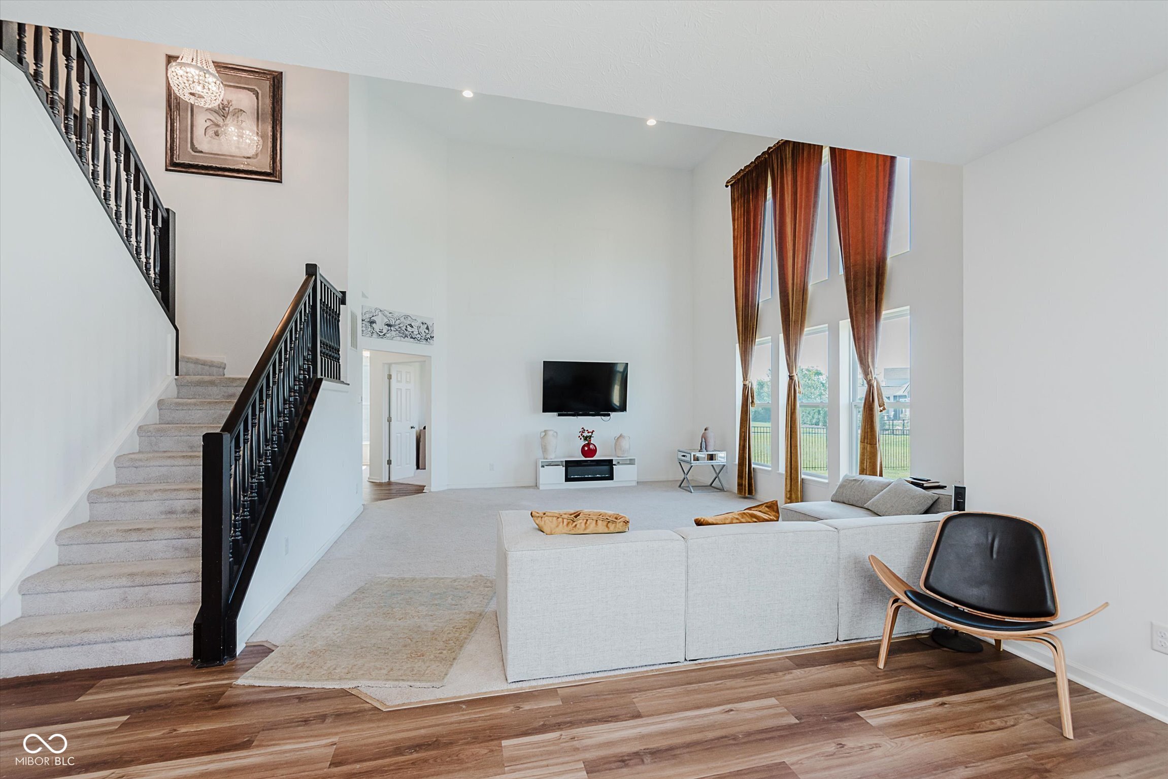 Bargersville, Indiana, 46106, United States, 4 Bedrooms Bedrooms, ,3 BathroomsBathrooms,Residential,For Sale,1980669