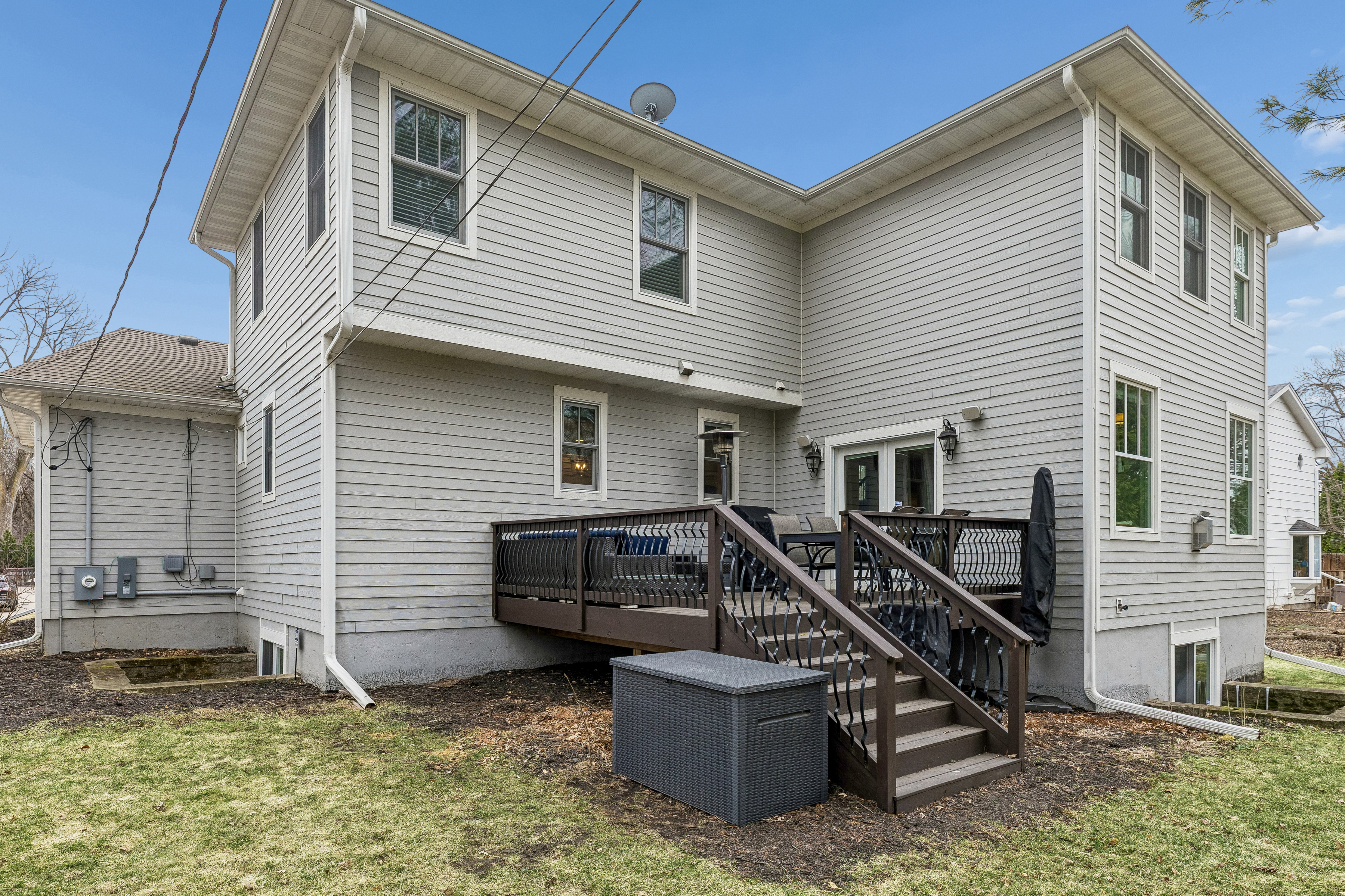  Elegant Living in Edina’s Yancey Park - 物件實景