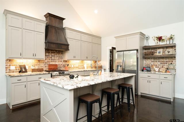 Jacksonville, Texas, 75766, United States, 4 Bedrooms Bedrooms, ,3 BathroomsBathrooms,Residential,For Sale,1975482