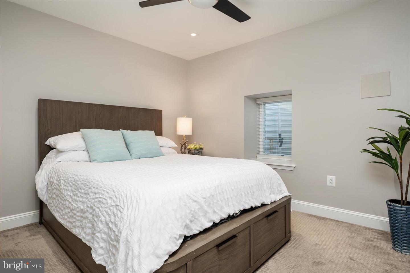 Pasadena, Maryland, 21122, United States, 4 Bedrooms Bedrooms, ,4 BathroomsBathrooms,Residential,For Sale,1989268