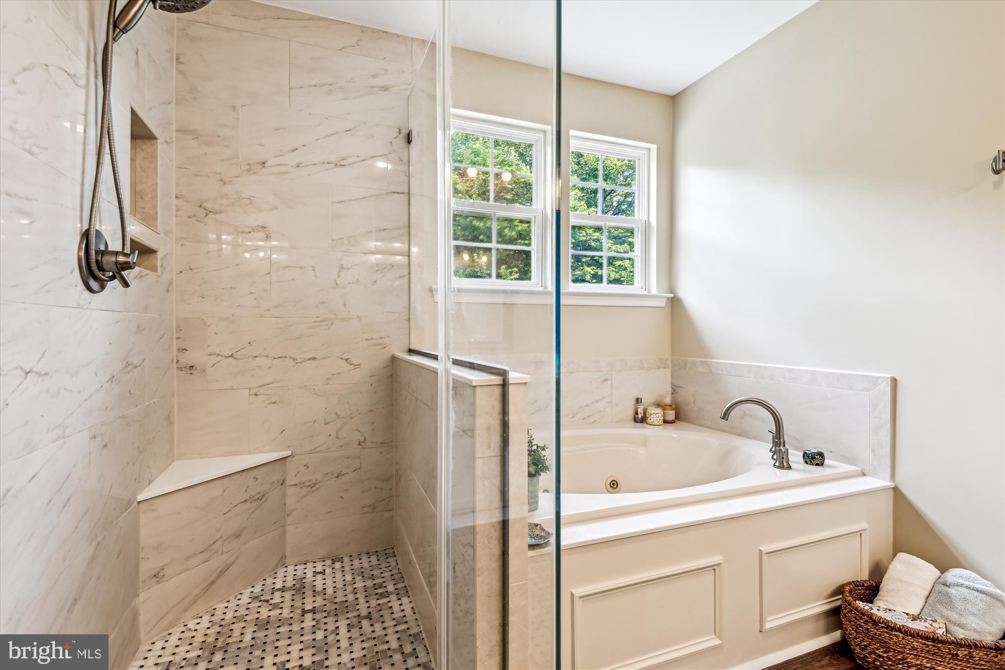 Baltimore, Maryland, 21221, United States, 3 Bedrooms Bedrooms, ,3 BathroomsBathrooms,Residential,For Sale,1881535