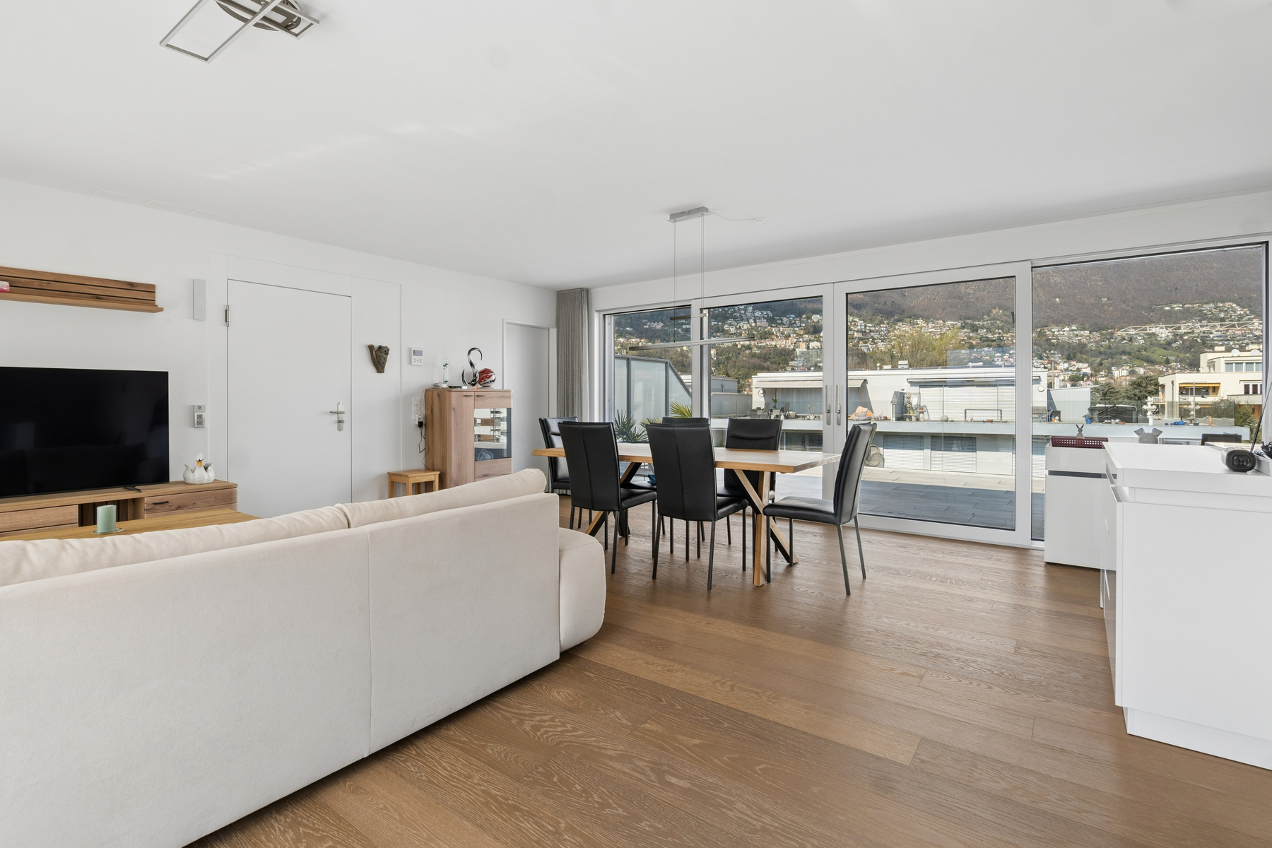  Penthouse-duplex with large terrace a stone