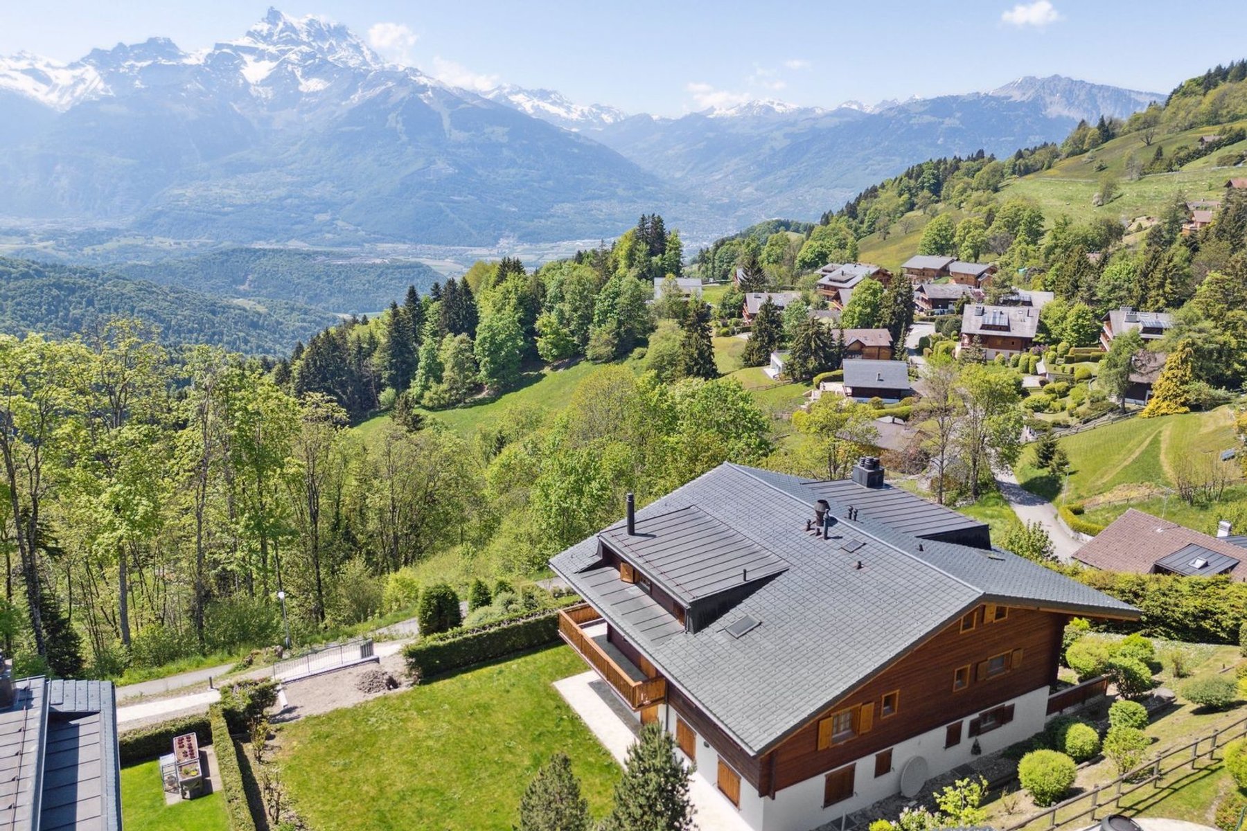  Exceptional 15-room chalet, elevator and panoramic view - 物件實景
