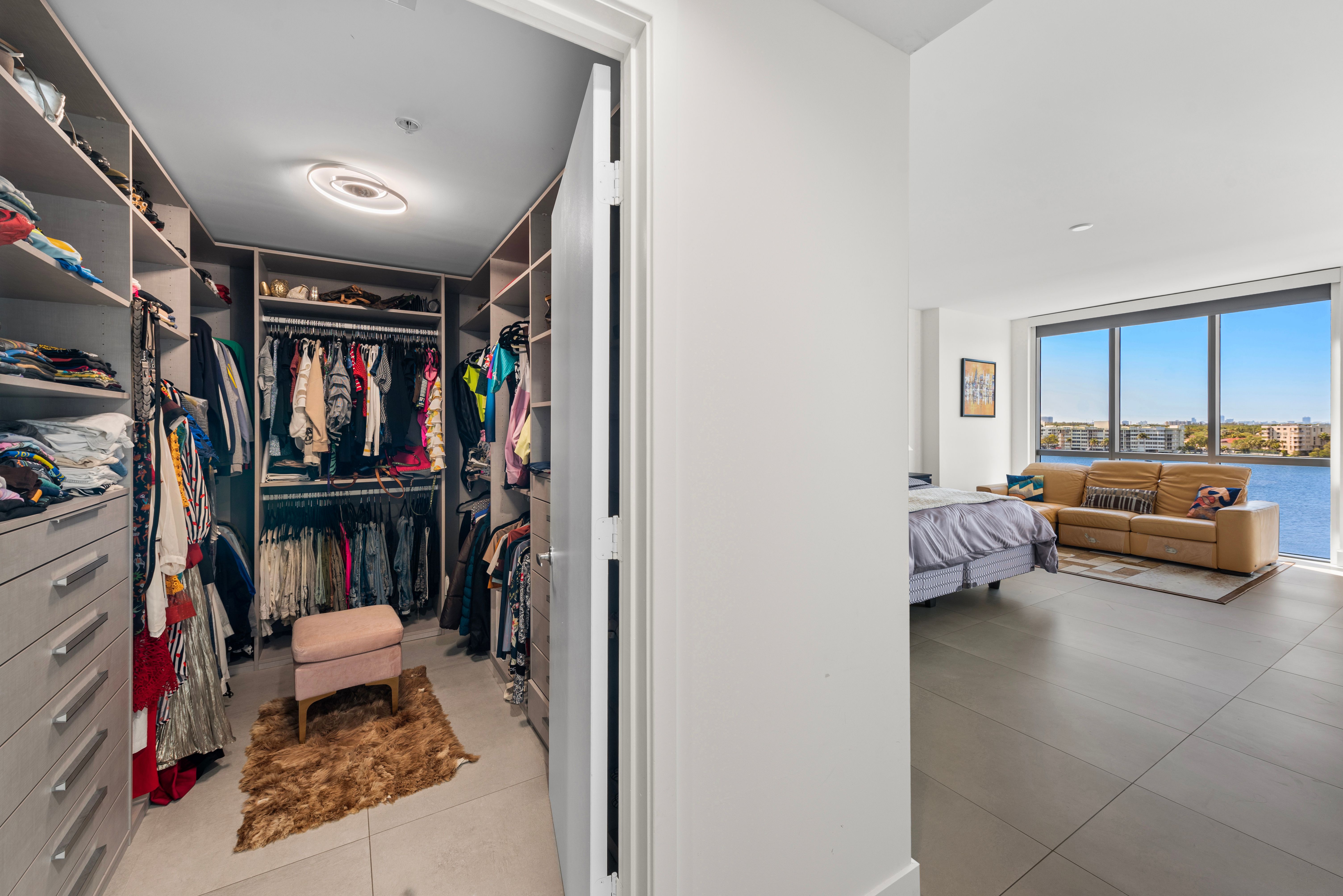  17111 Biscayne Blvd, North Miami Beach, FL, 33160 - 物件實景