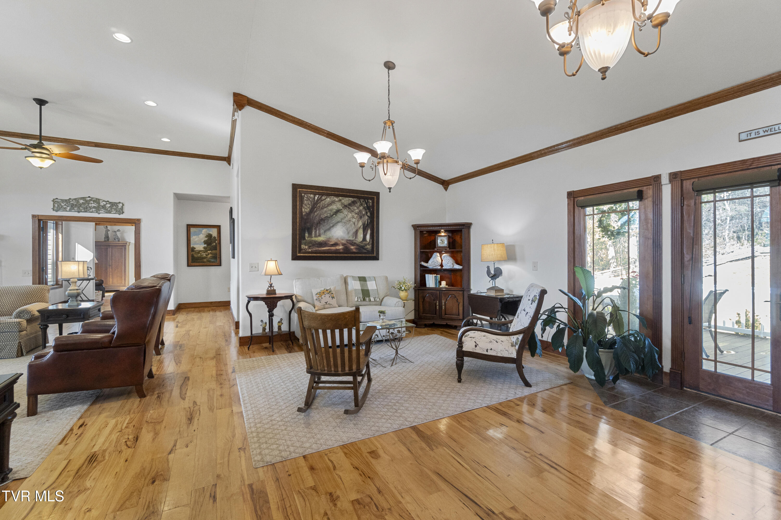 Parrottsville, Tennessee, 37843, United States, 5 Bedrooms Bedrooms, ,4 BathroomsBathrooms,Residential,For Sale,2005757