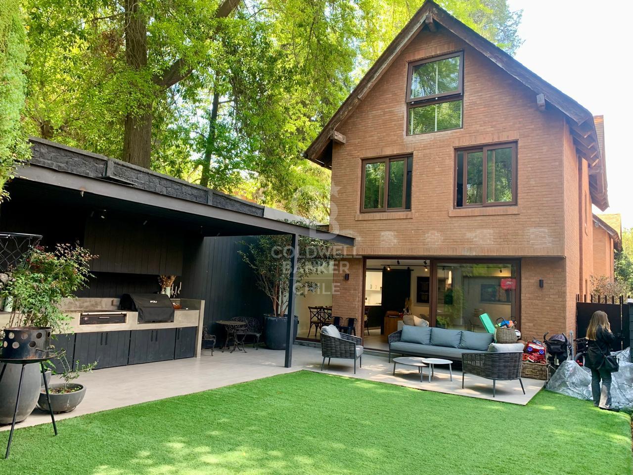 Lo Barnechea, Chile, 6 Bedrooms Bedrooms, ,5 BathroomsBathrooms,Residential,For Sale,1963848