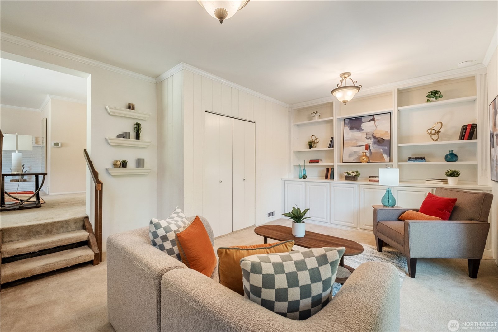 Kirkland, Washington, 98033, United States, 3 Bedrooms Bedrooms, ,2 BathroomsBathrooms,Residential,For Sale,1904417