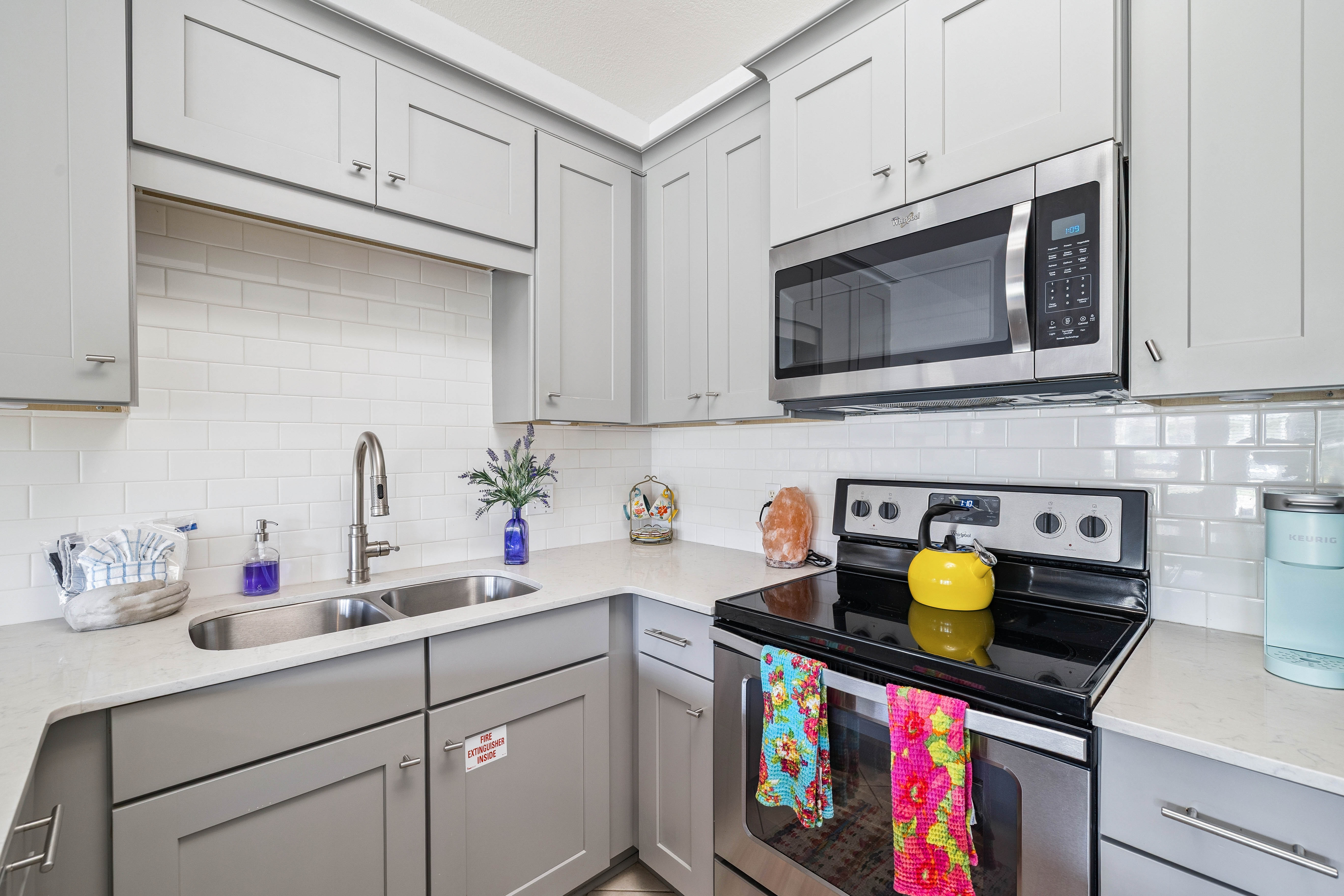  Coastal Condo Retreat With Deeded Beach Access - 物件實景