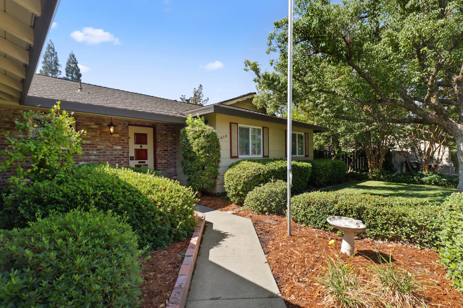 Sacramento, California, 95821, United States, 3 Bedrooms Bedrooms, ,2 BathroomsBathrooms,Residential,For Sale,1941774