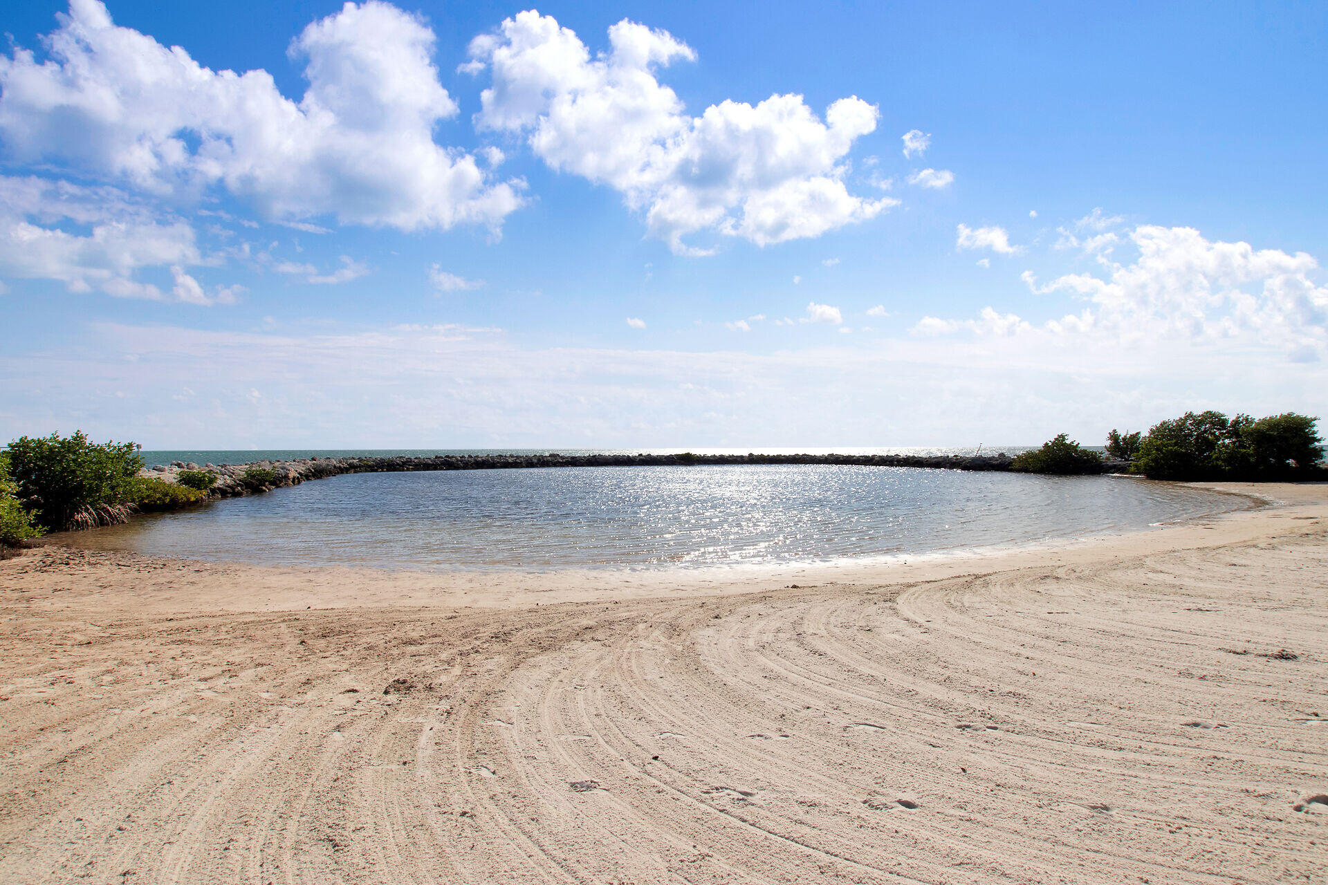 Tavernier, Florida, 33037, United States, 3 Bedrooms Bedrooms, ,2 BathroomsBathrooms,Residential,For Sale,2001643