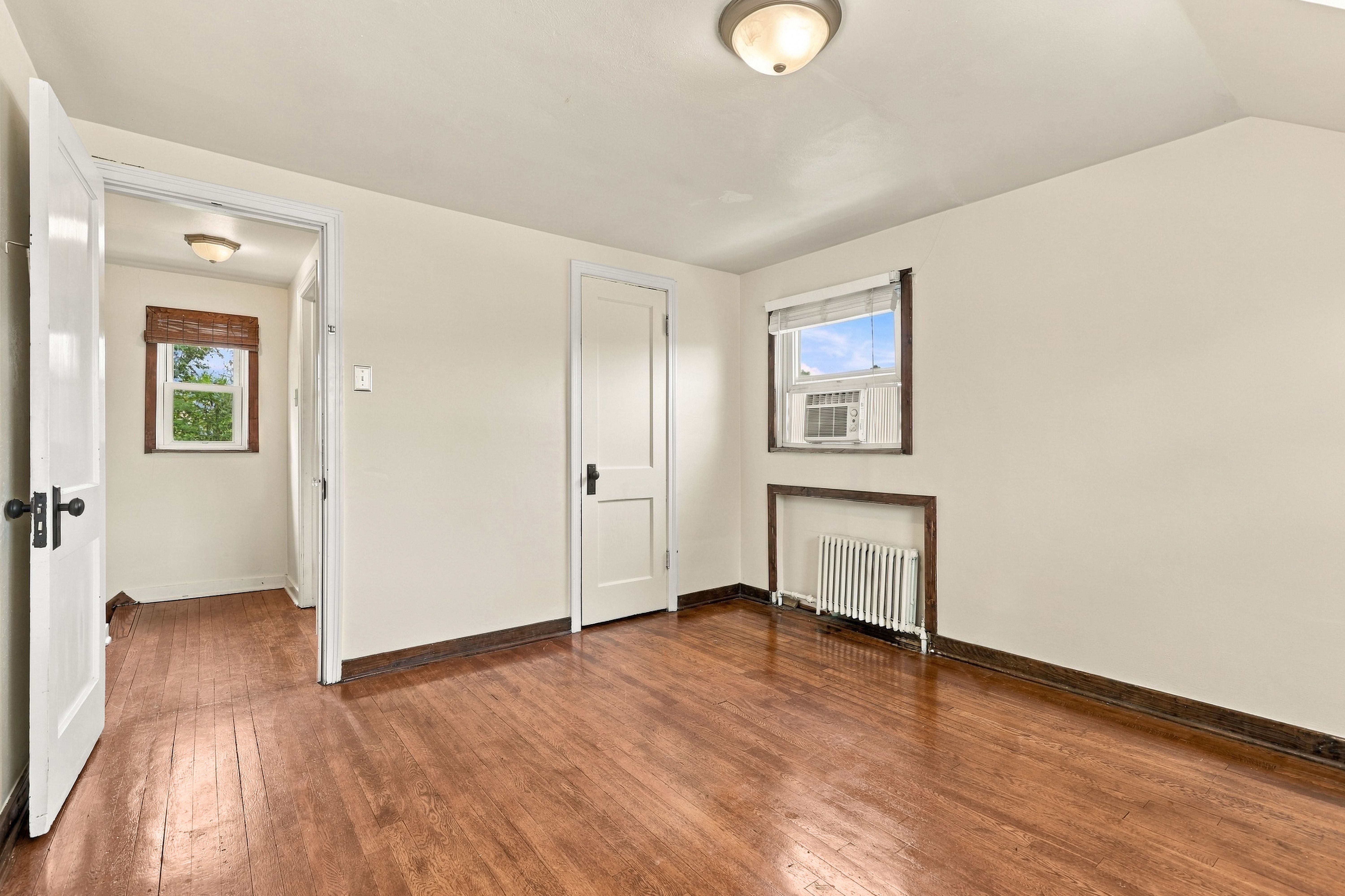  715 Maple Street, West Mifflin, PA 15122 - 物件實景