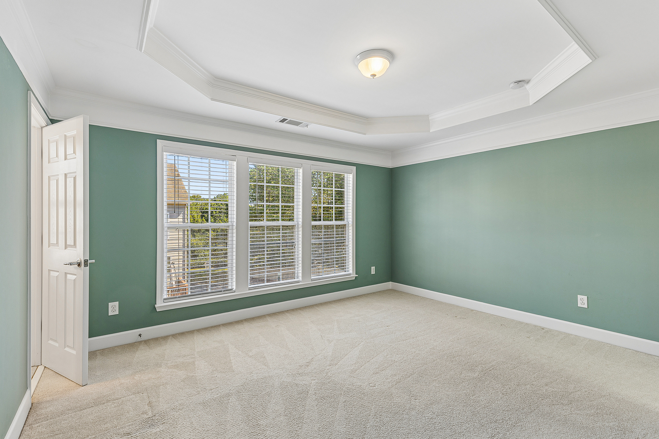  Impeccably Maintained End Unit Townhome in an Exceptional Smyrna Location - 物件實景