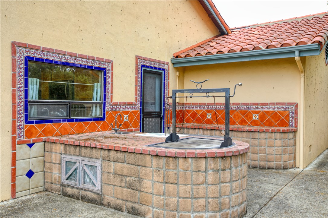 Santa Maria, California, 93454, United States, 8 Bedrooms Bedrooms, ,6 BathroomsBathrooms,Residential,For Sale,1798282