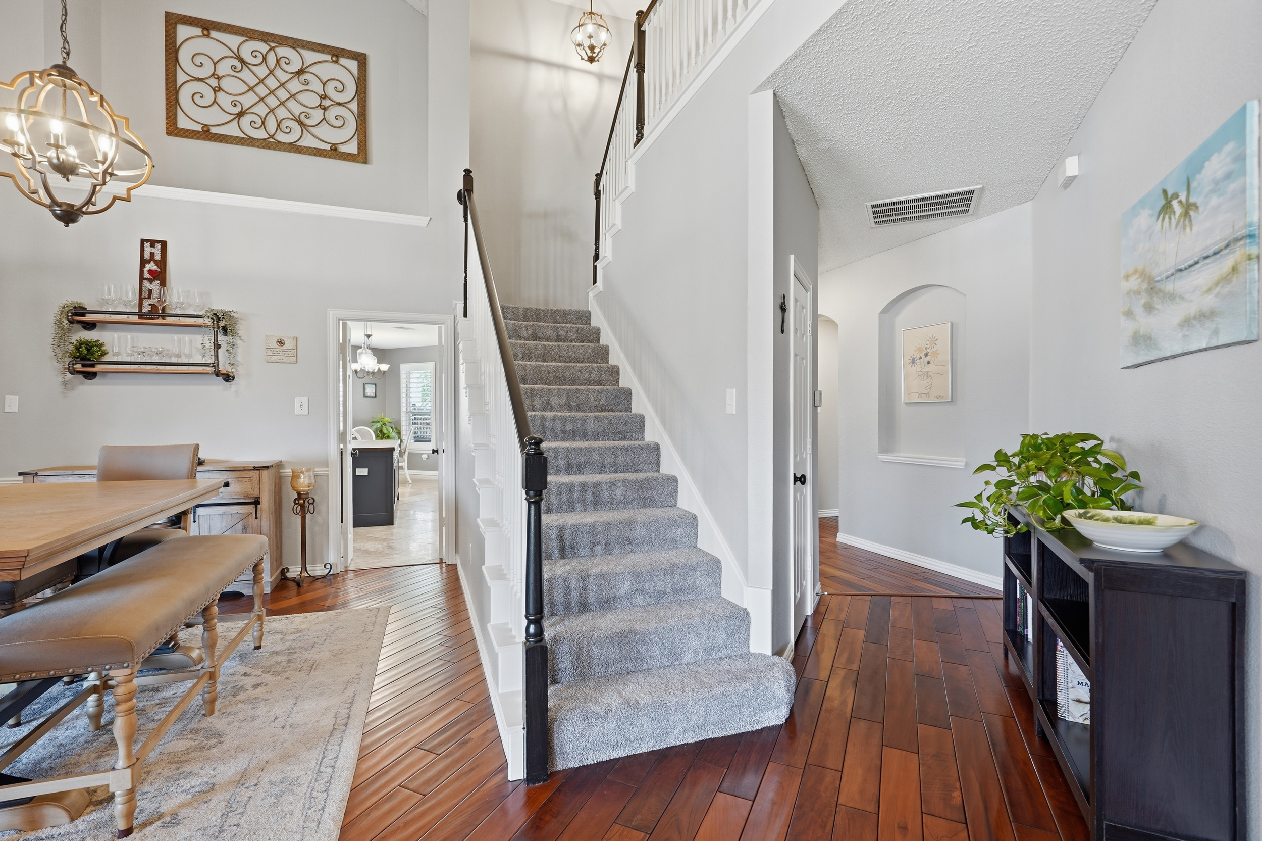  Private Greenbelt Living in Flower Mound - 物件實景