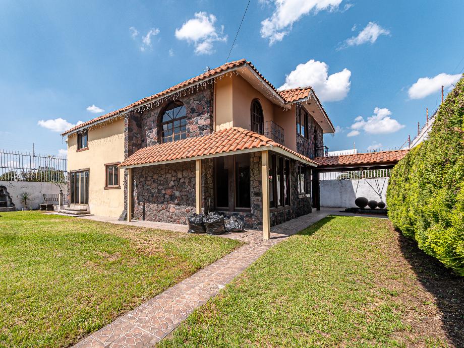 Metepec, Estado de méxico, 52178, Mexico, 4 Bedrooms Bedrooms, ,5 BathroomsBathrooms,Residential,For Sale,1994402