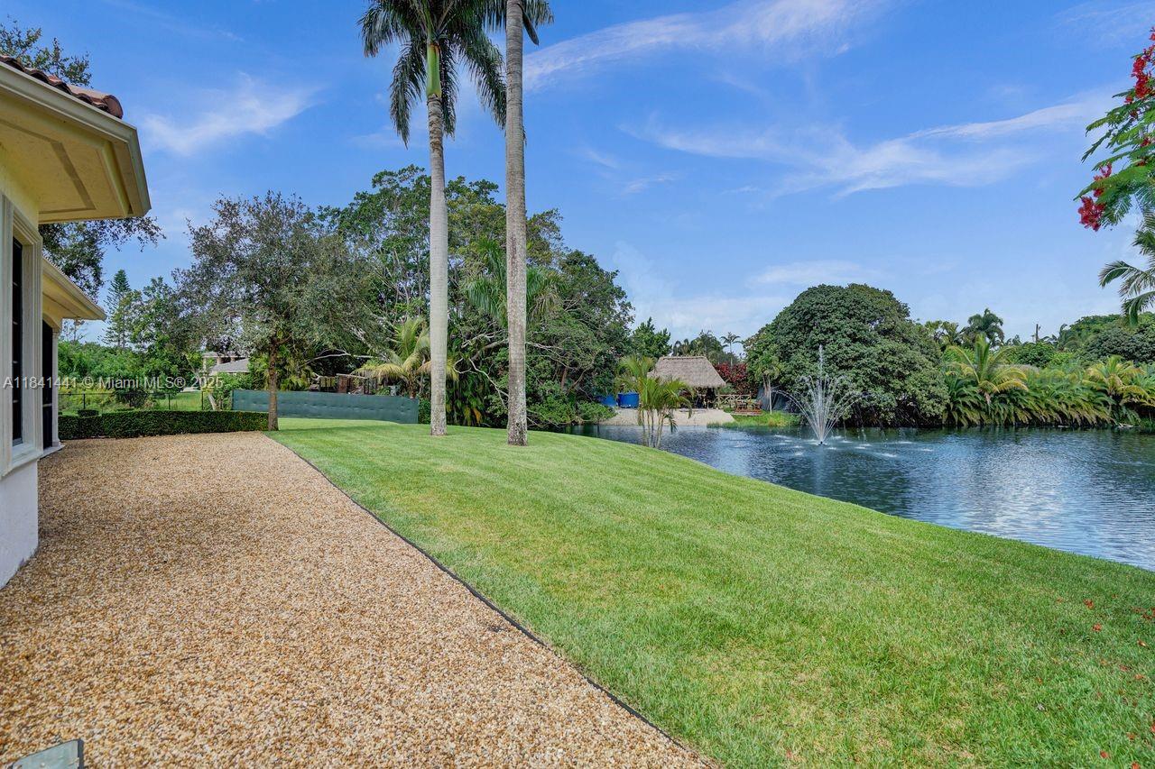 Davie, Florida, 33330, United States, 5 Bedrooms Bedrooms, ,5 BathroomsBathrooms,Residential,For Sale,1896833