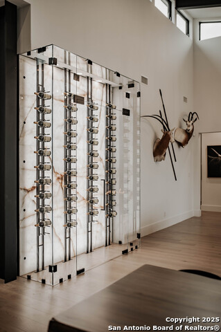 Victoria, Texas, 77904, United States, 4 Bedrooms Bedrooms, ,5 BathroomsBathrooms,Residential,For Sale,1997014