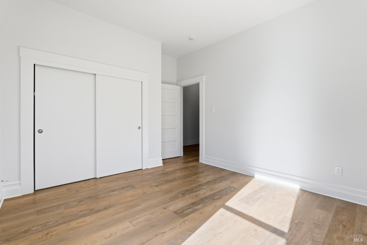 Corte Madera, California, 94925, United States, 6 Bedrooms Bedrooms, ,3 BathroomsBathrooms,Residential,For Sale,1986479