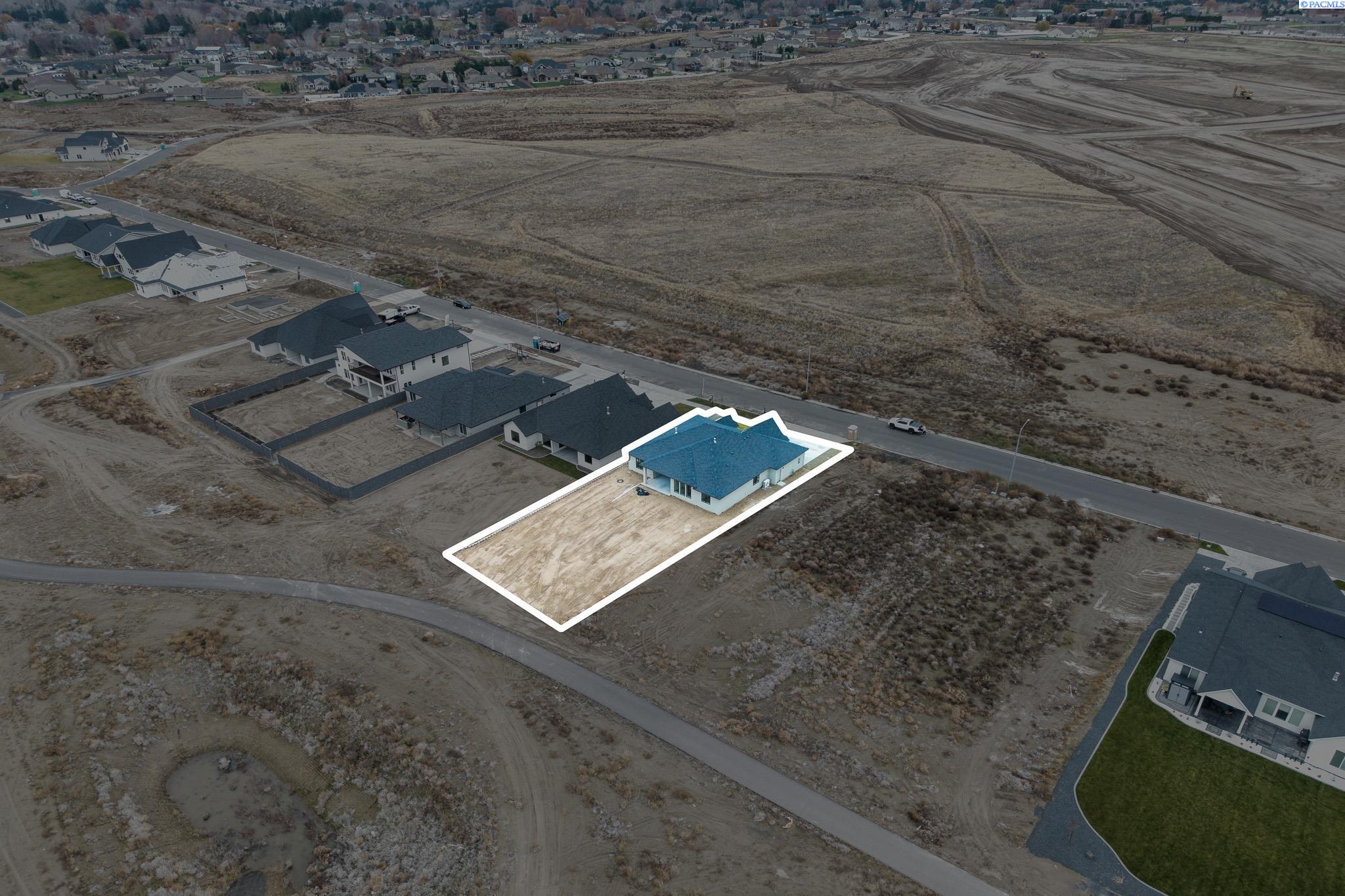 Richland, Washington, 99352, United States, 4 Bedrooms Bedrooms, ,2 BathroomsBathrooms,Residential,For Sale,2000118